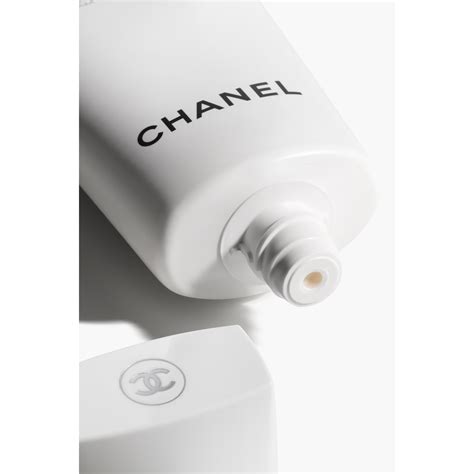 chanel le blanc set|chanel le blanc face wash.